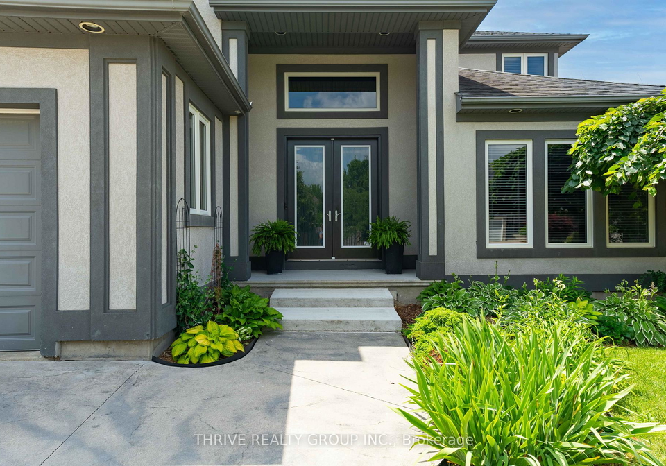 944-collins-drive-london-south-ontario-x13536194