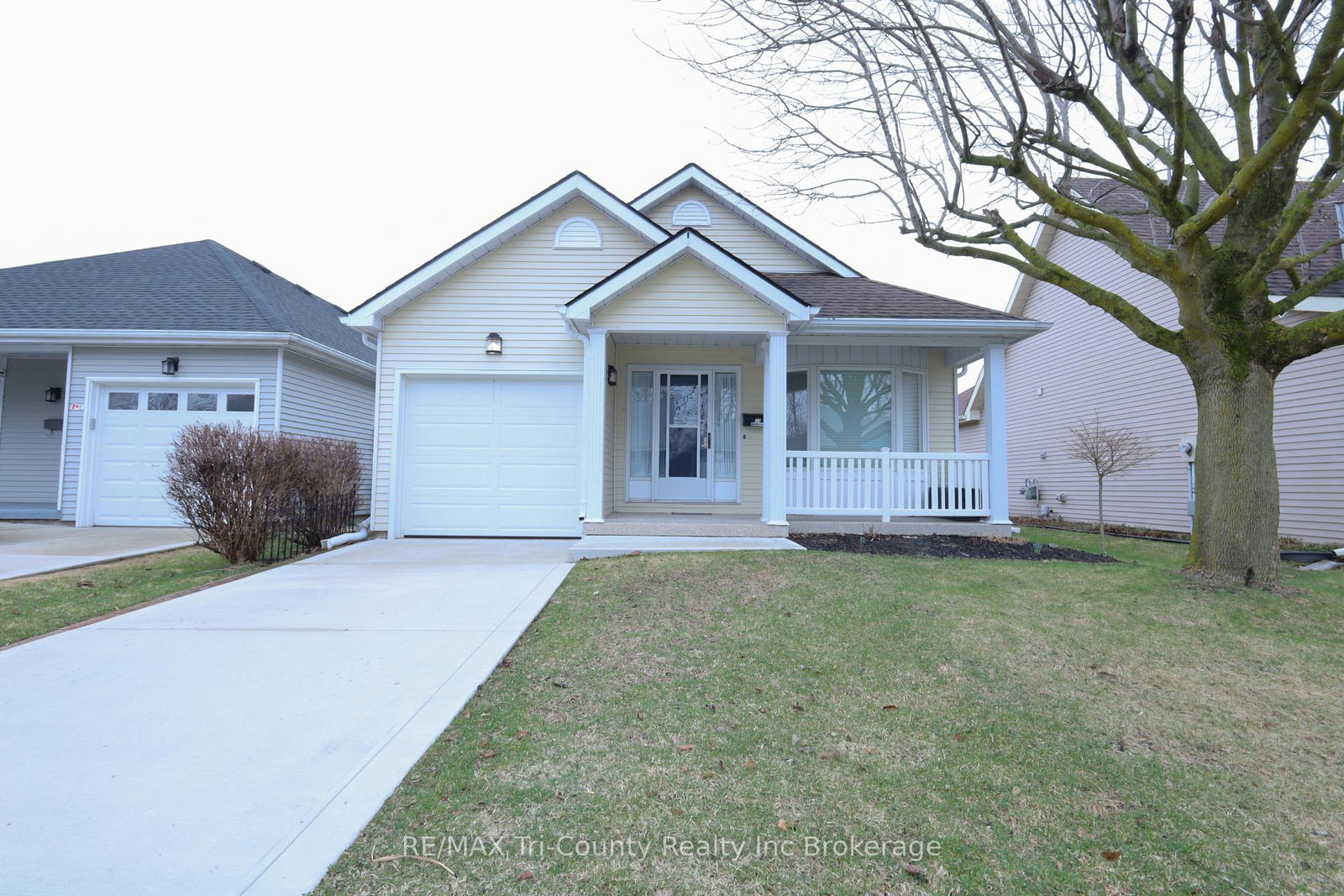 33-wilkins-crescent-tillsonburg-ontario-x13536242