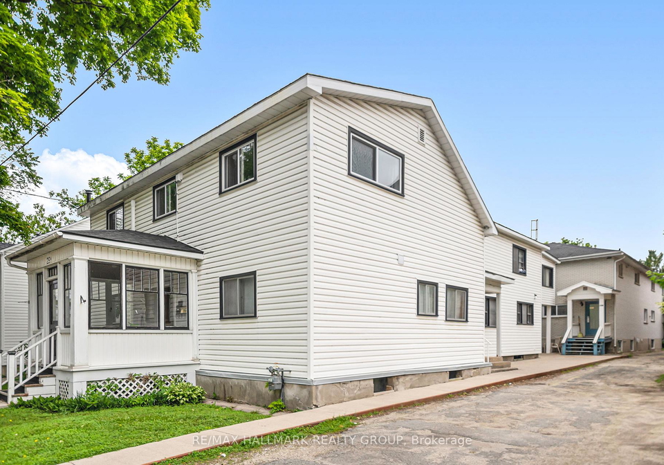 29-gore-street-w-perth-ontario-x13536412