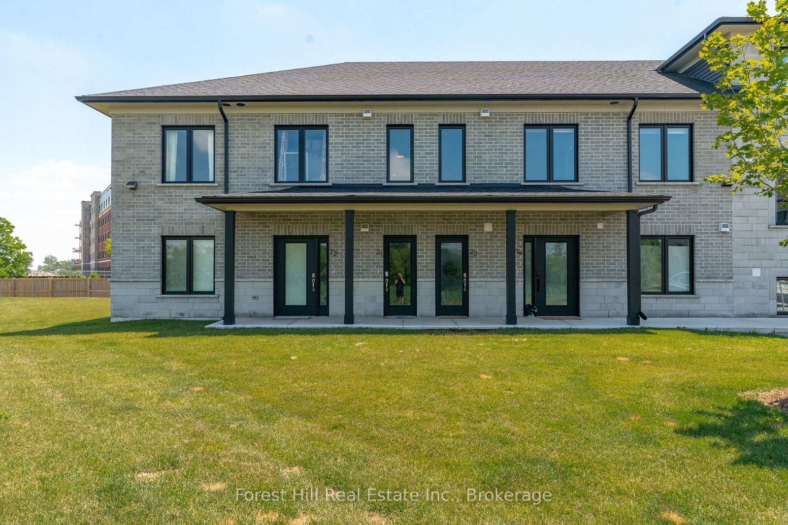 3202-vivian-line-stratford-ontario-x13536530