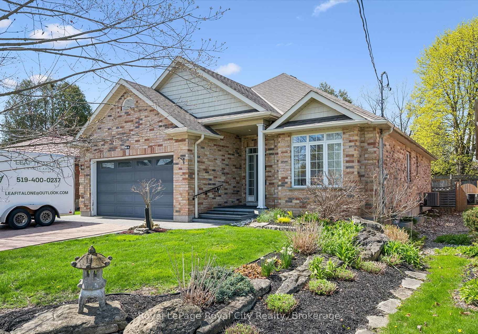 60a-eastview-road-guelph-ontario-x13536628