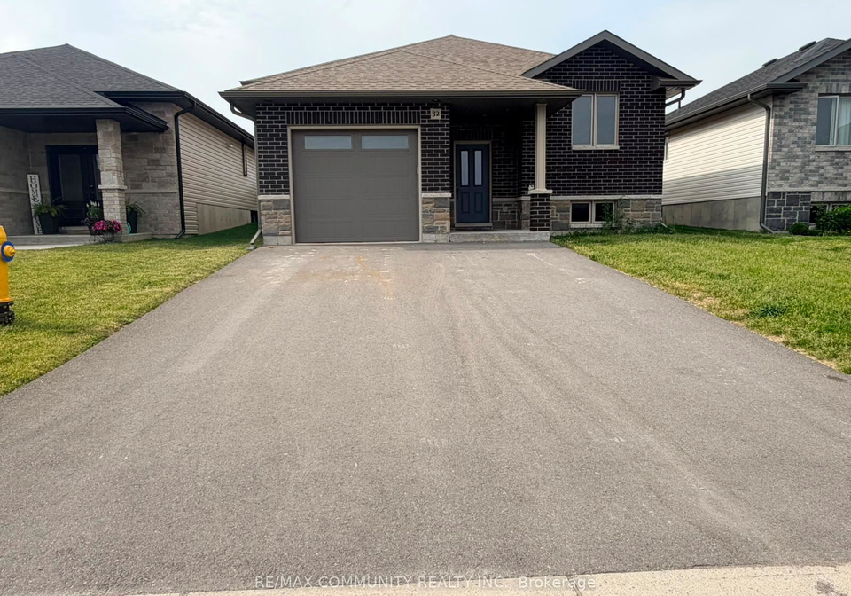 32-cattail-crescent-quinte-west-ontario-x13536668