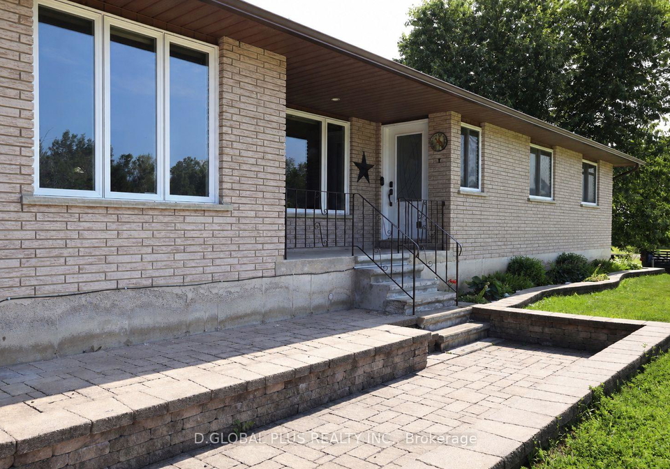 15628-route-43-route-north-stormont-ontario-x13536694