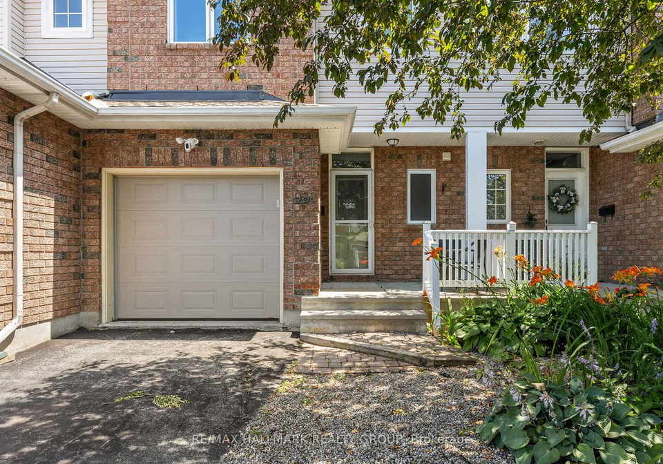 988-lucille-way-ottawa-ontario-x13536800