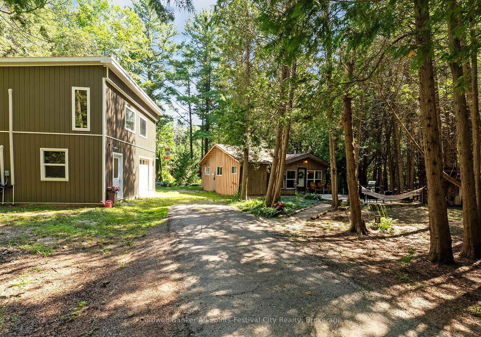 33587-rowcliffe-drive-central-huron-ontario-x13536992
