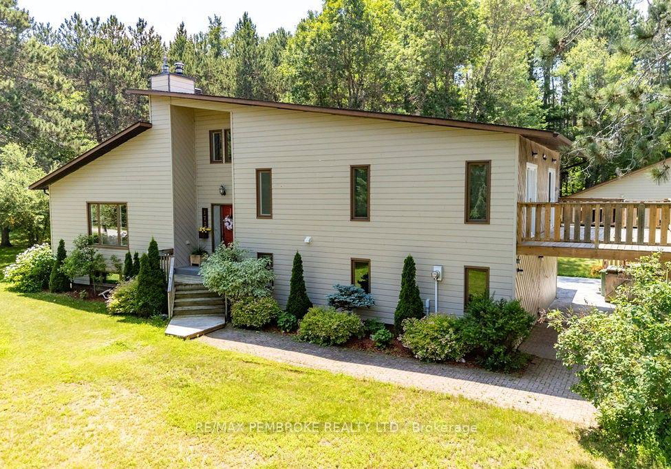 177-sylvan-drive-petawawa-ontario-x13537050
