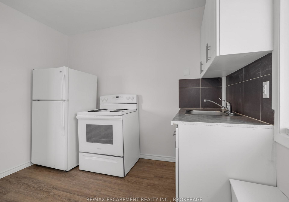 7-maitland-street-thorold-ontario-x13537078