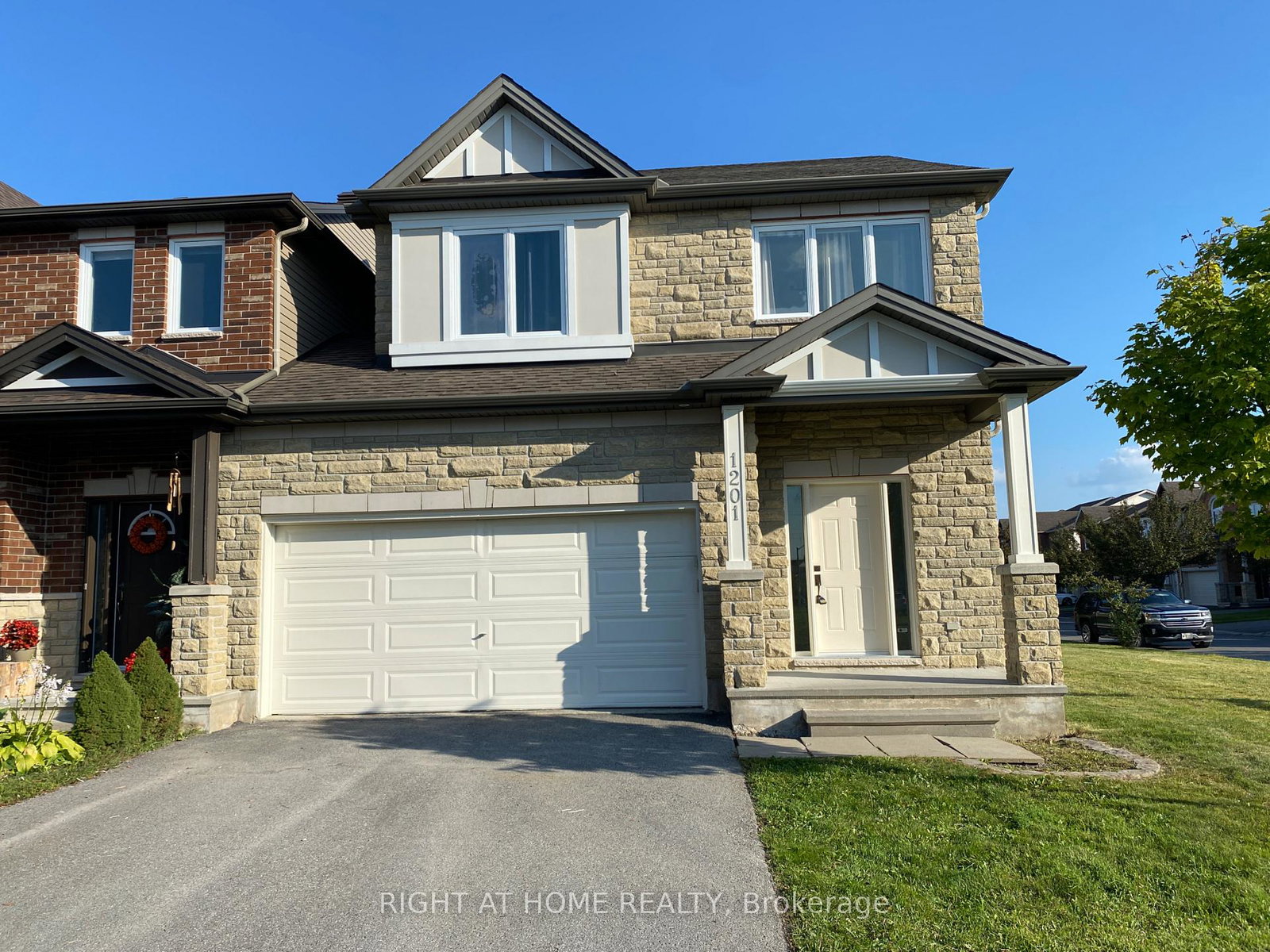 1201-alson-mills-way-kanata-ontario-x13537206
