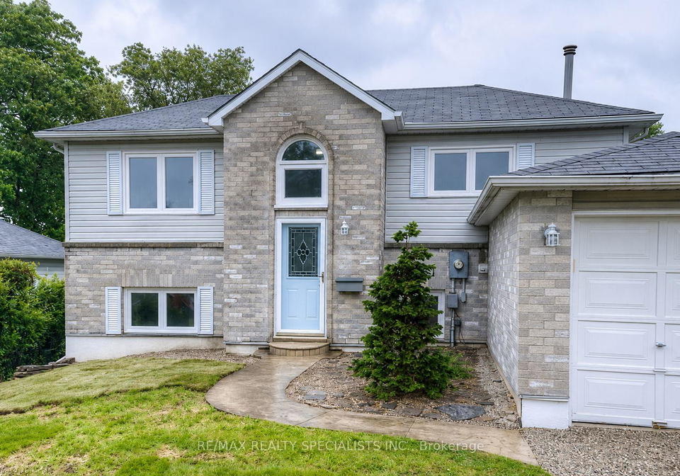 61-anderson-street-woodstock-ontario-x13537282