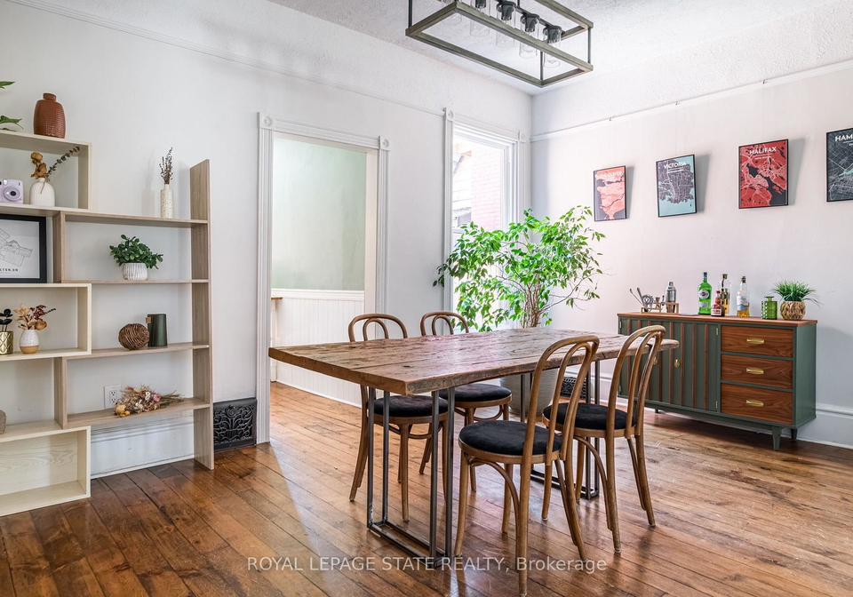 55-erie-avenue-hamilton-ontario-x13537608