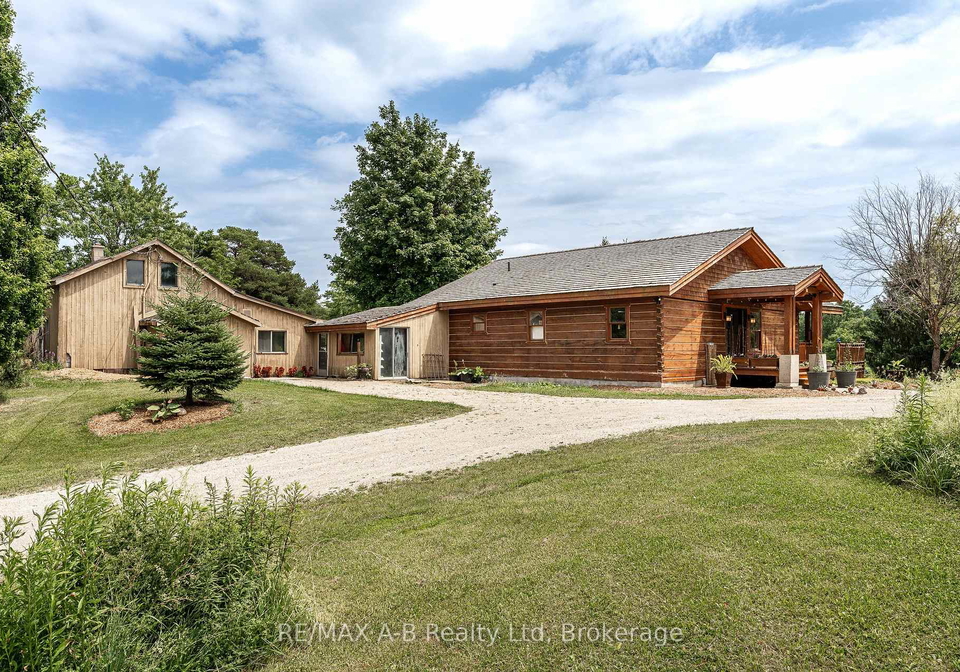 963550-road-96-zorra-ontario-x13537716
