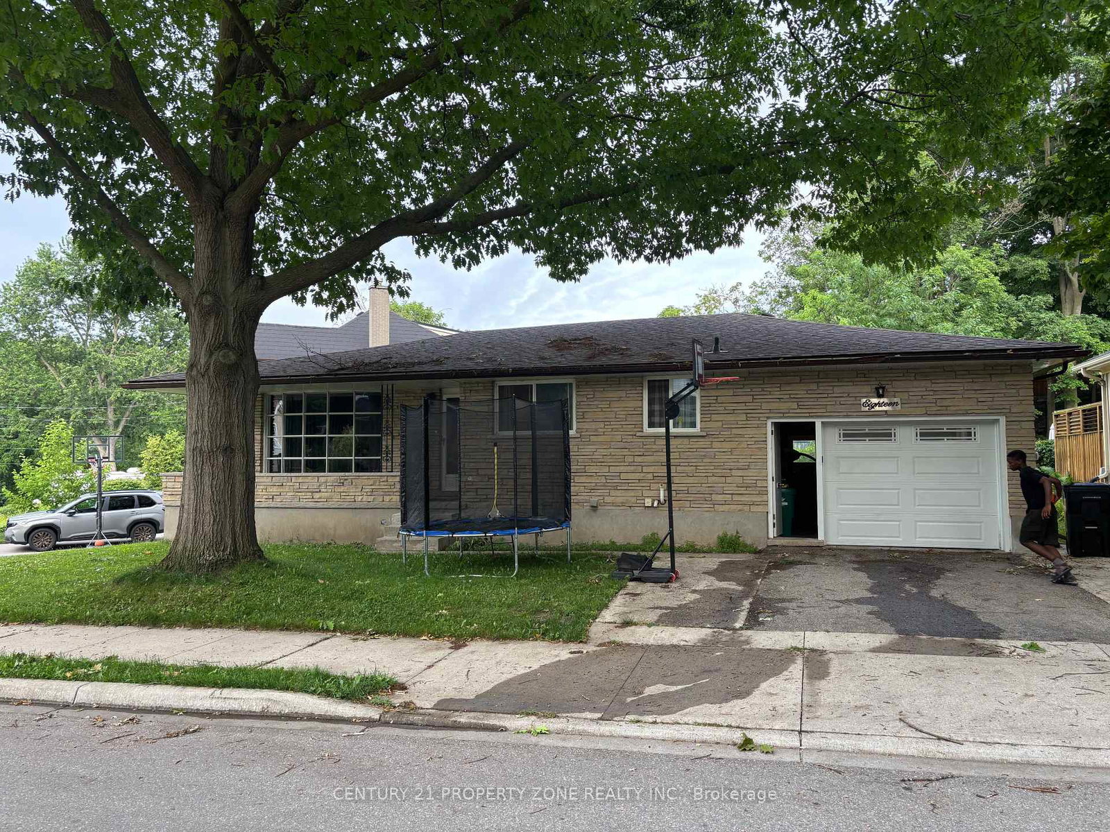 18-jardine-street-cambridge-ontario-x13537788