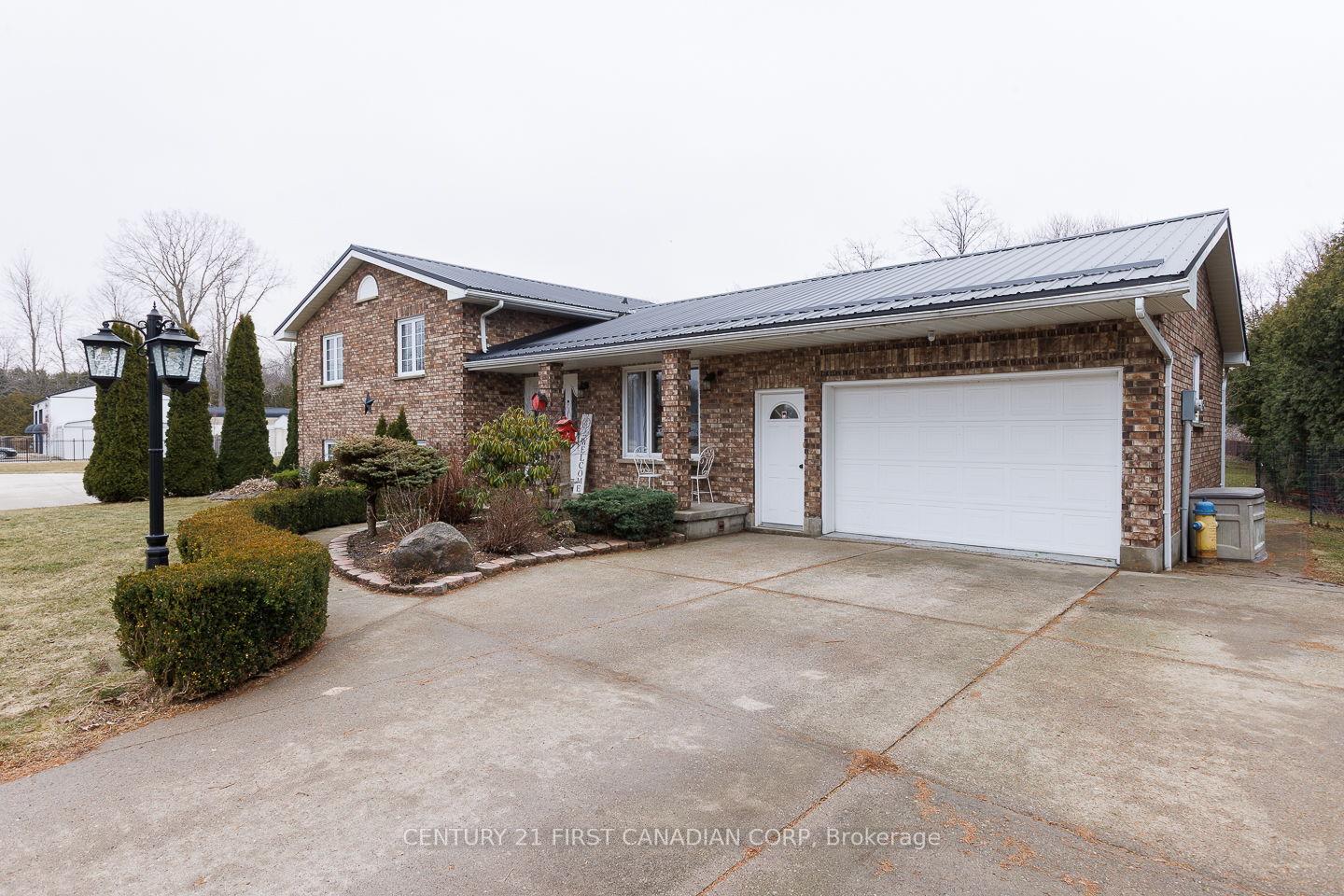 24565-pioneer-line-west-elgin-ontario-x13538126