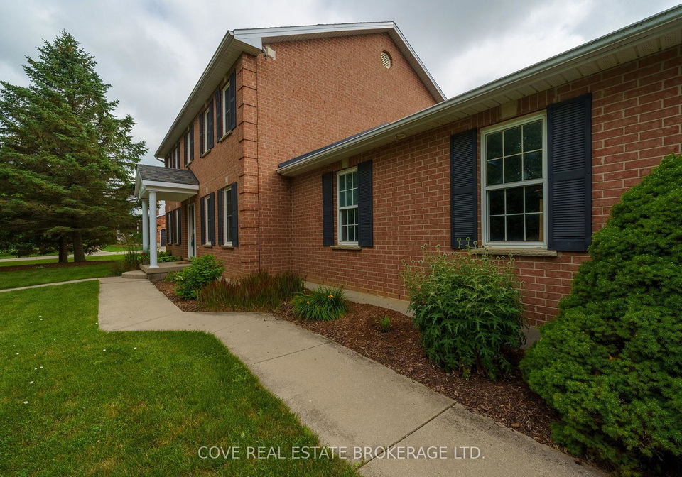 149-salisbury-drive-middlesex-centre-ontario-x13538262