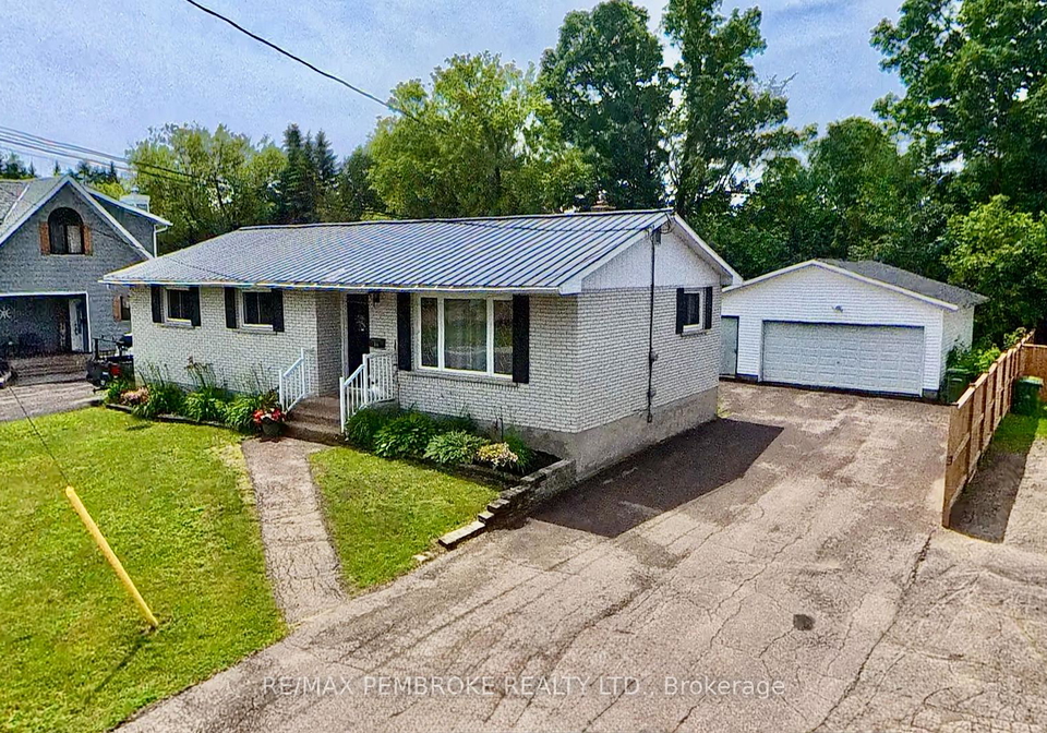 23-doran-road-petawawa-ontario-x13538290