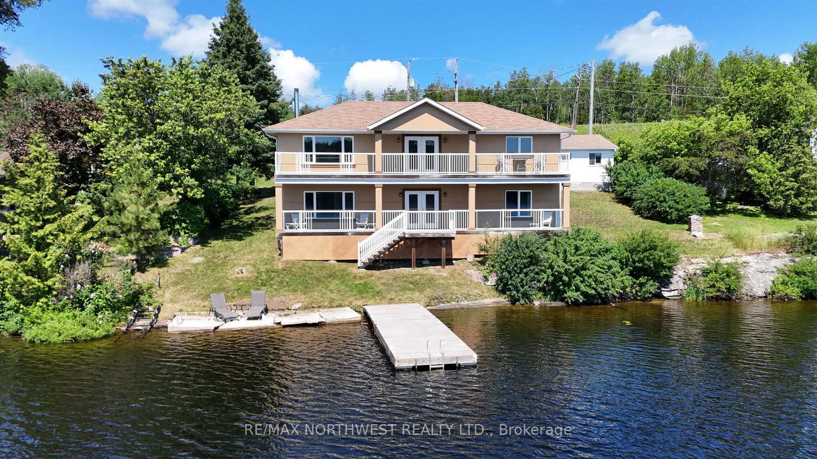 23-hawk-lake-kenora-remote-area-ontario-x13538386
