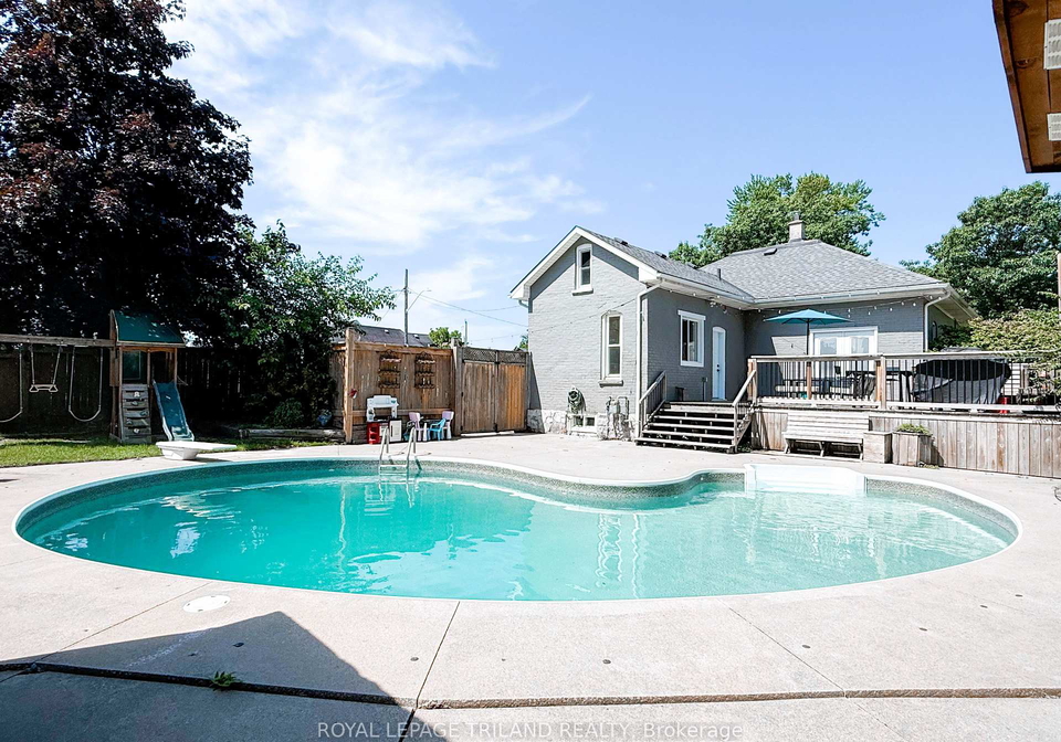12-east-avenue-st-thomas-ontario-x13538430