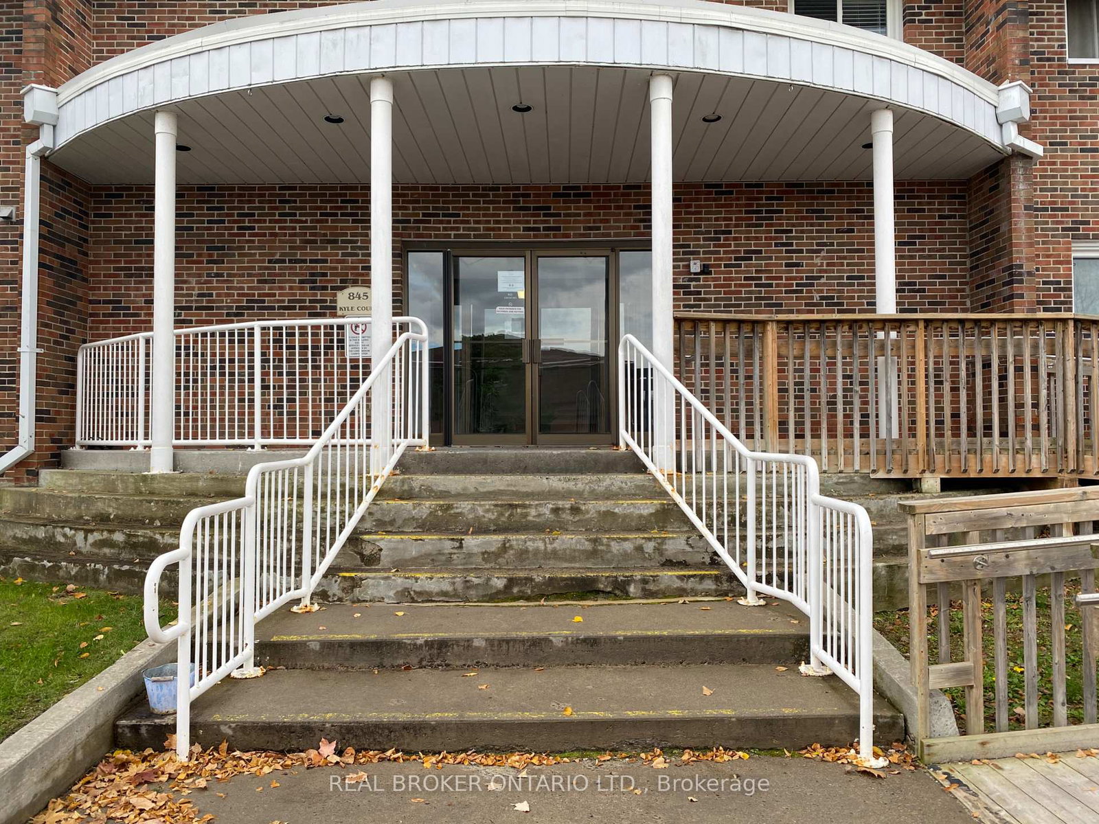 845-kyle-court-brockville-ontario-x13538482