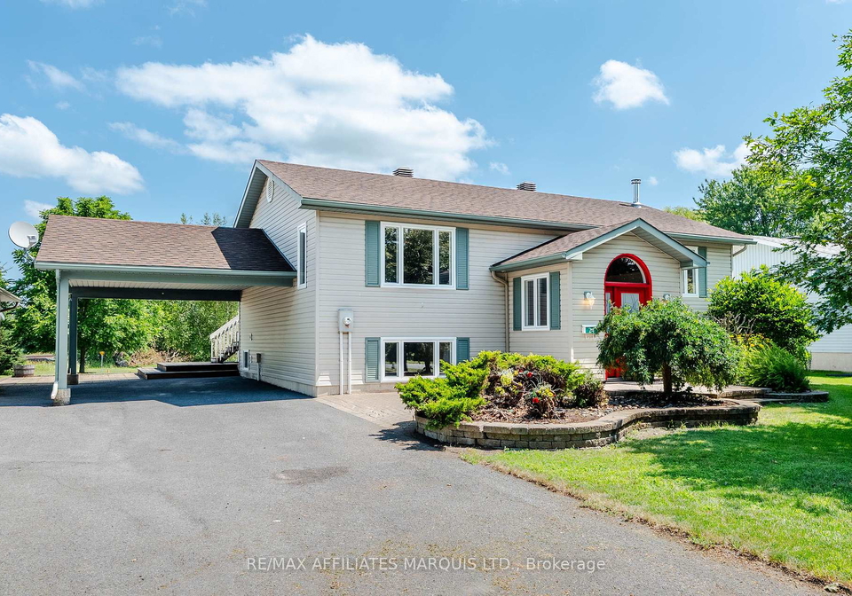 24-nelson-street-north-stormont-ontario-x13538534