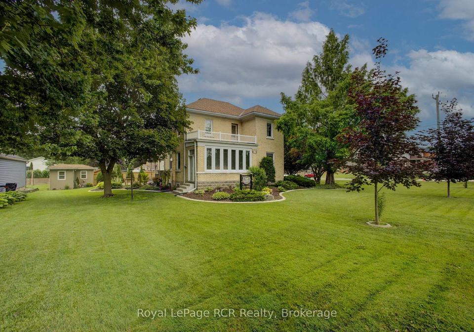 210-st-george-street-west-perth-ontario-x13538784