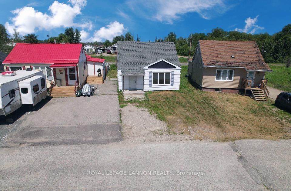 330-ball-park-crescent-greenstone-ontario-x13538806