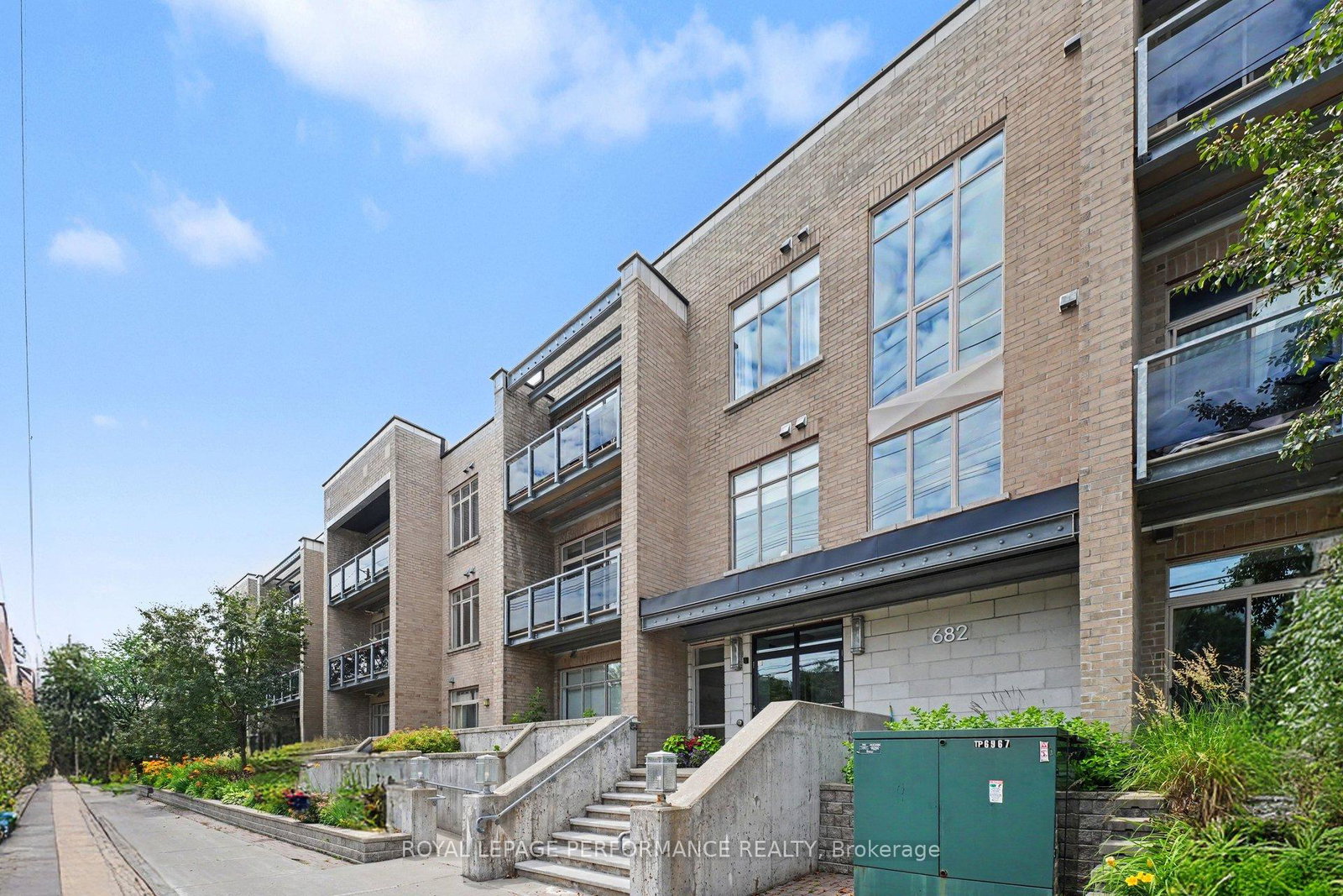 682-churchill-avenue-n-ottawa-ontario-x13539102