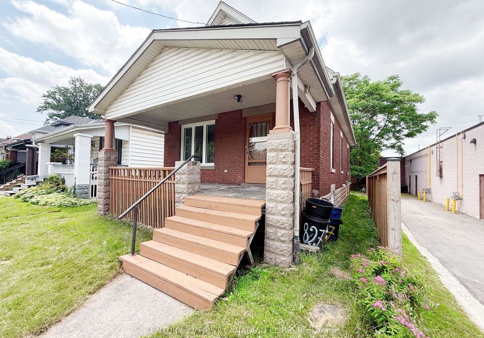 827-quebec-street-london-east-ontario-x13539216