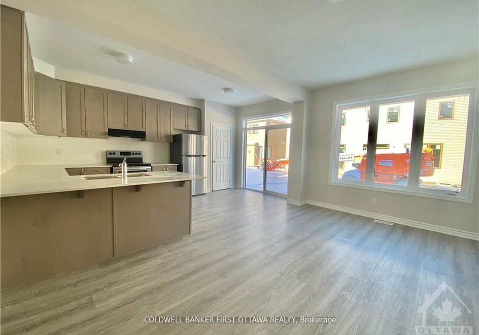 303-sweet-valley-drive-ottawa-ontario-x13539294