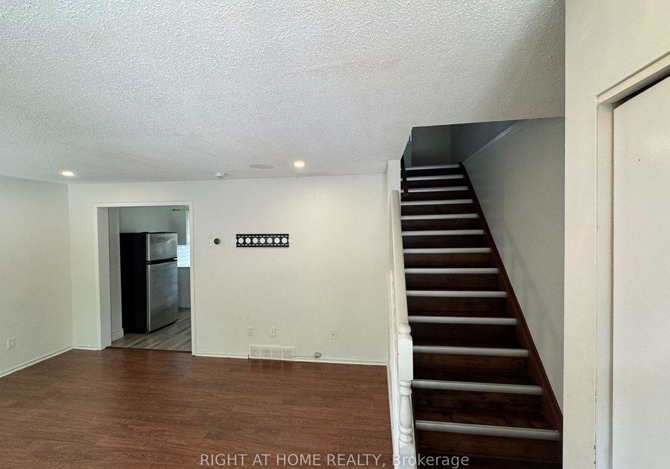 168-golfdale-crescent-london-south-ontario-x13539356