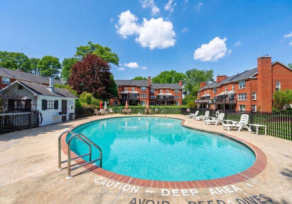 15-country-club-place-brockville-ontario-x13539400