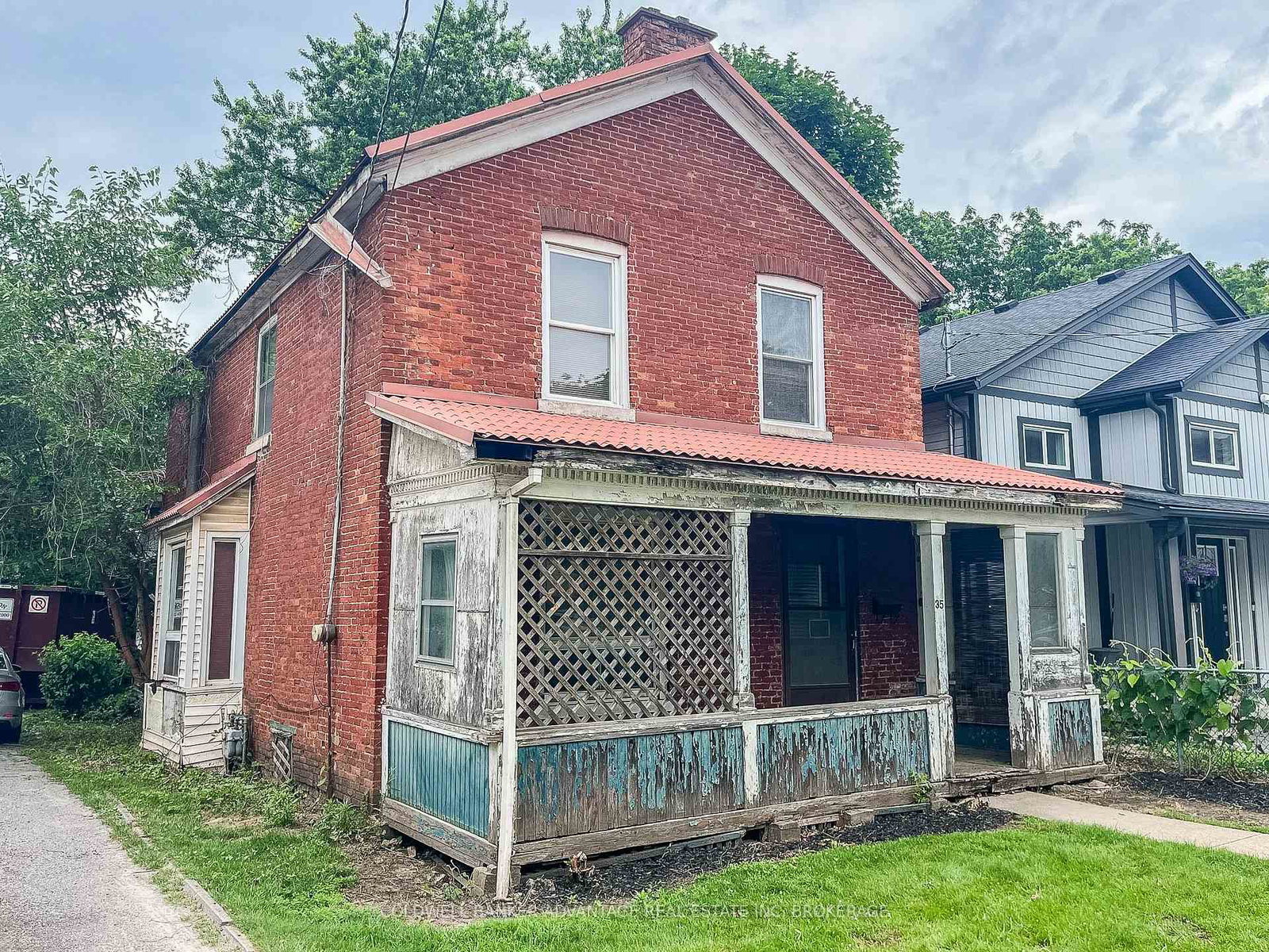 35-lake-street-st-catharines-ontario-x13539758