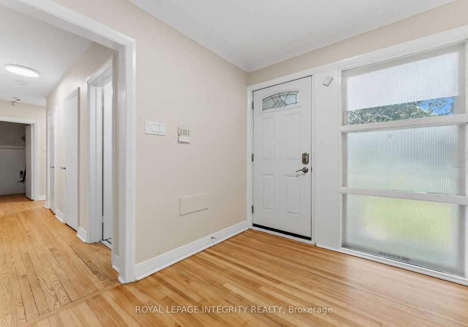 1873-fairbanks-avenue-ottawa-ontario-x13540290