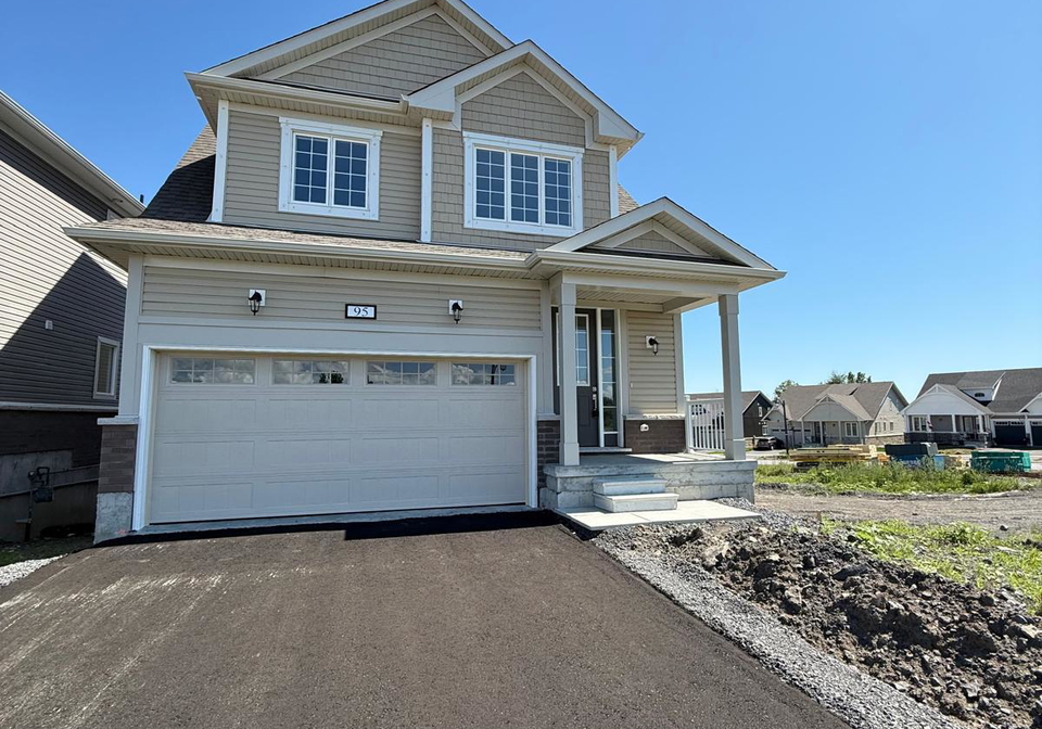 95-royal-oak-crescent-loyalist-ontario-x13540678