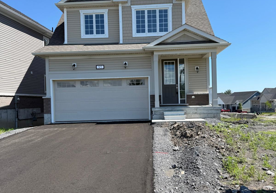 95-royal-oak-crescent-loyalist-ontario-x13540678