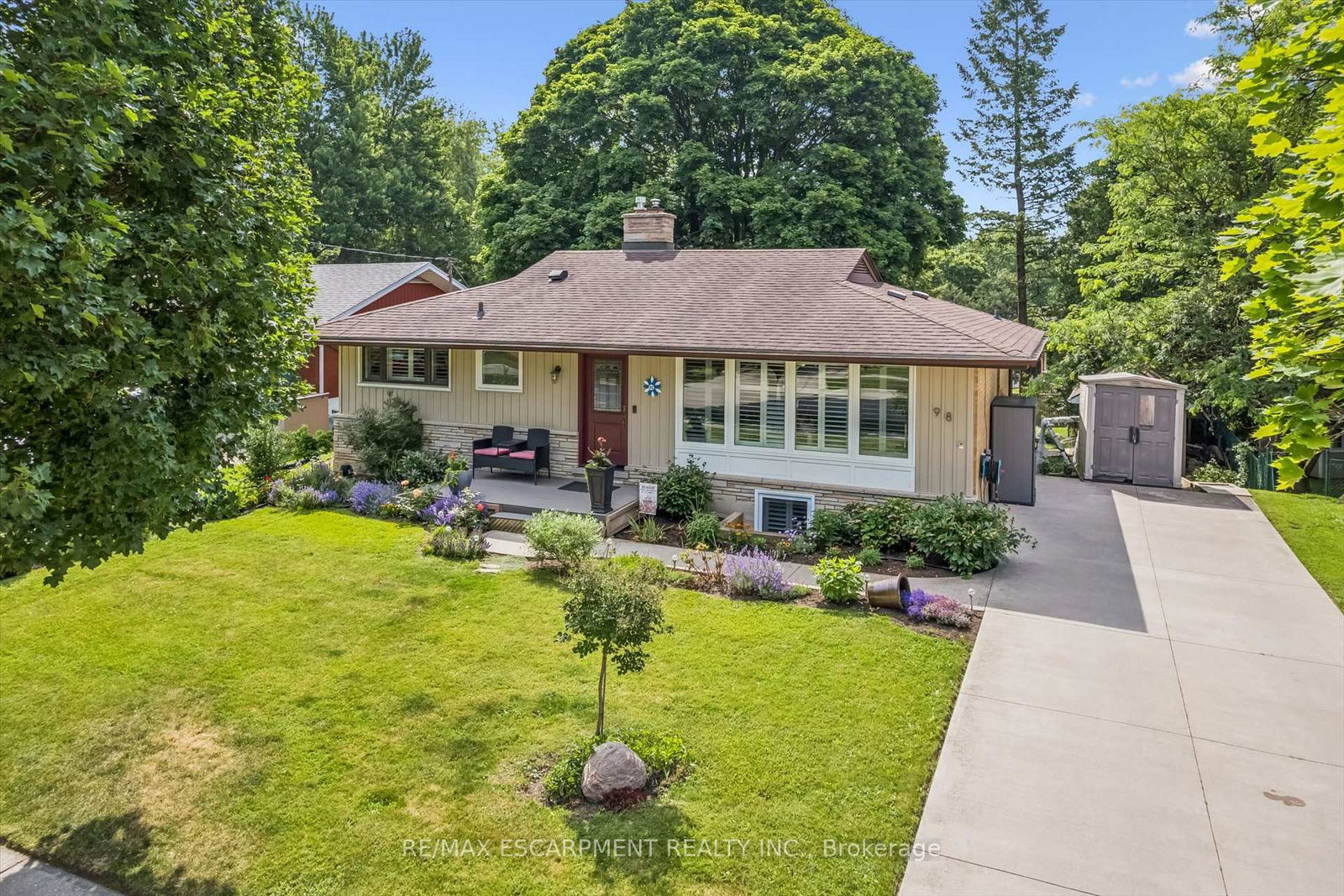 98-stonybrook-drive-kitchener-ontario-x13540688