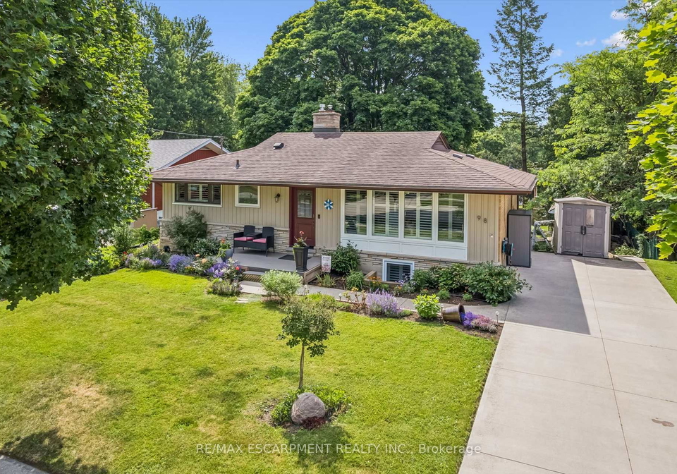 98-stonybrook-drive-kitchener-ontario-x13540688