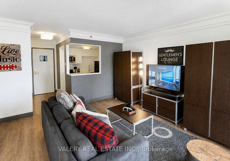 111-cooper-street-ottawa-ontario-x13540772
