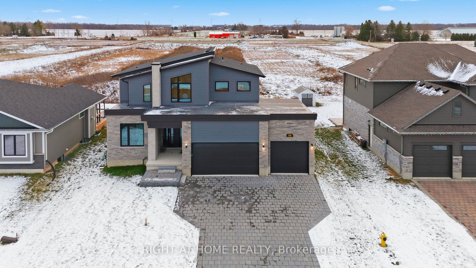 153-mcleod-street-north-middlesex-ontario-x13540844