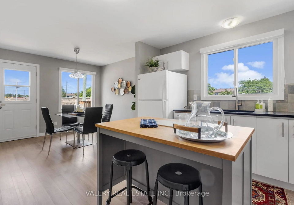 9-majestic-drive-ottawa-ontario-x13540880