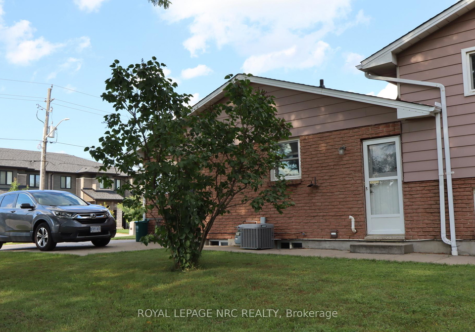 6694-cropp-street-niagara-falls-ontario-x13540964