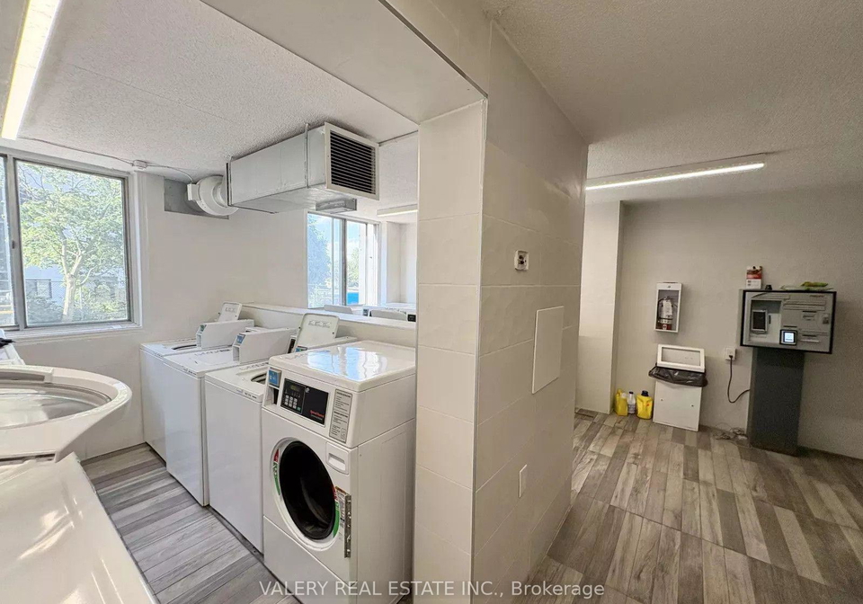 294-chandler-drive-kitchener-ontario-x13541004