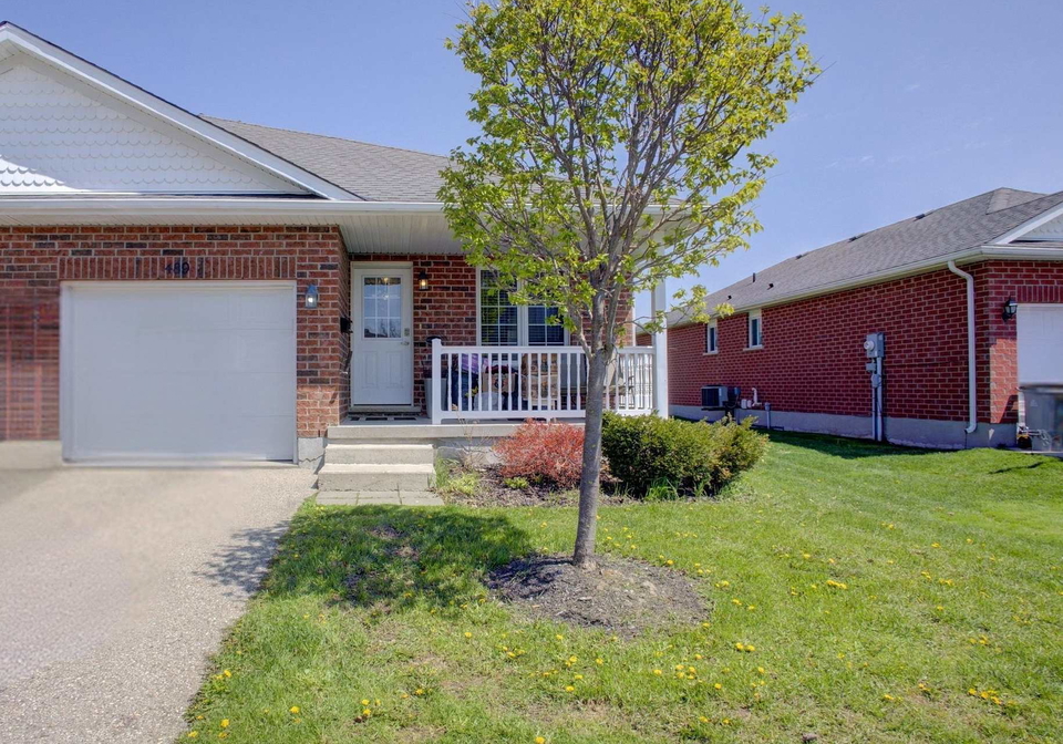 489-danby-street-e-north-perth-ontario-x13541018
