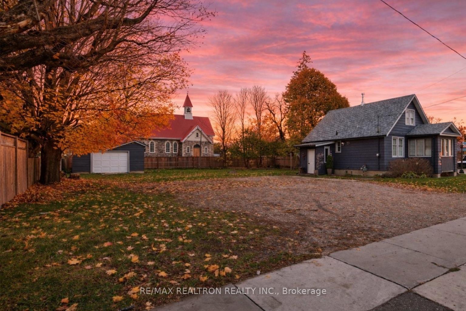 3-elora-street-n-mapleton-ontario-x13541186