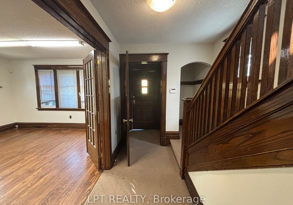 322-waverley-street-ottawa-ontario-x13541228