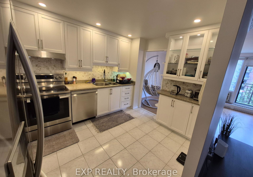 1485-baseline-road-ottawa-ontario-x13541436