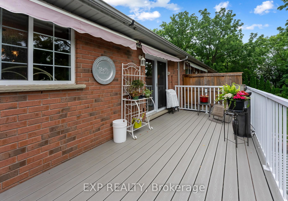 9-kinsman-court-s-pelham-ontario-x13541618
