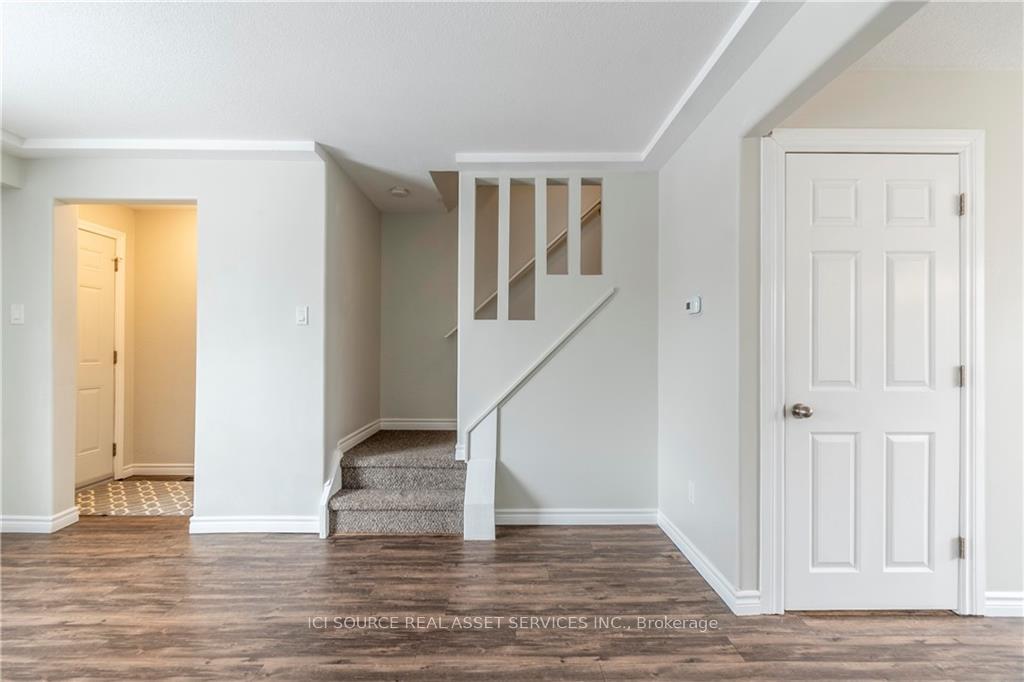 205-carlyle-drive-london-east-ontario-x13541688
