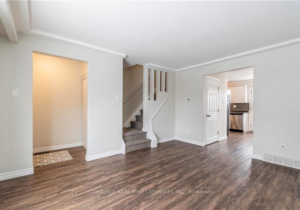 205-carlyle-drive-london-east-ontario-x13541688
