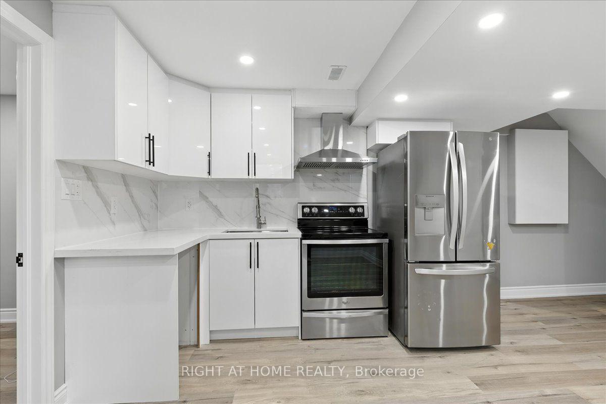 1-lorilee-crescent-kitchener-ontario-x13541734
