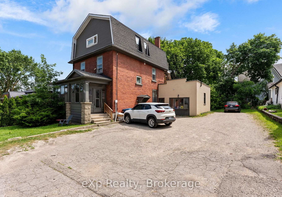 31-waterloo-street-s-stratford-ontario-x13541738